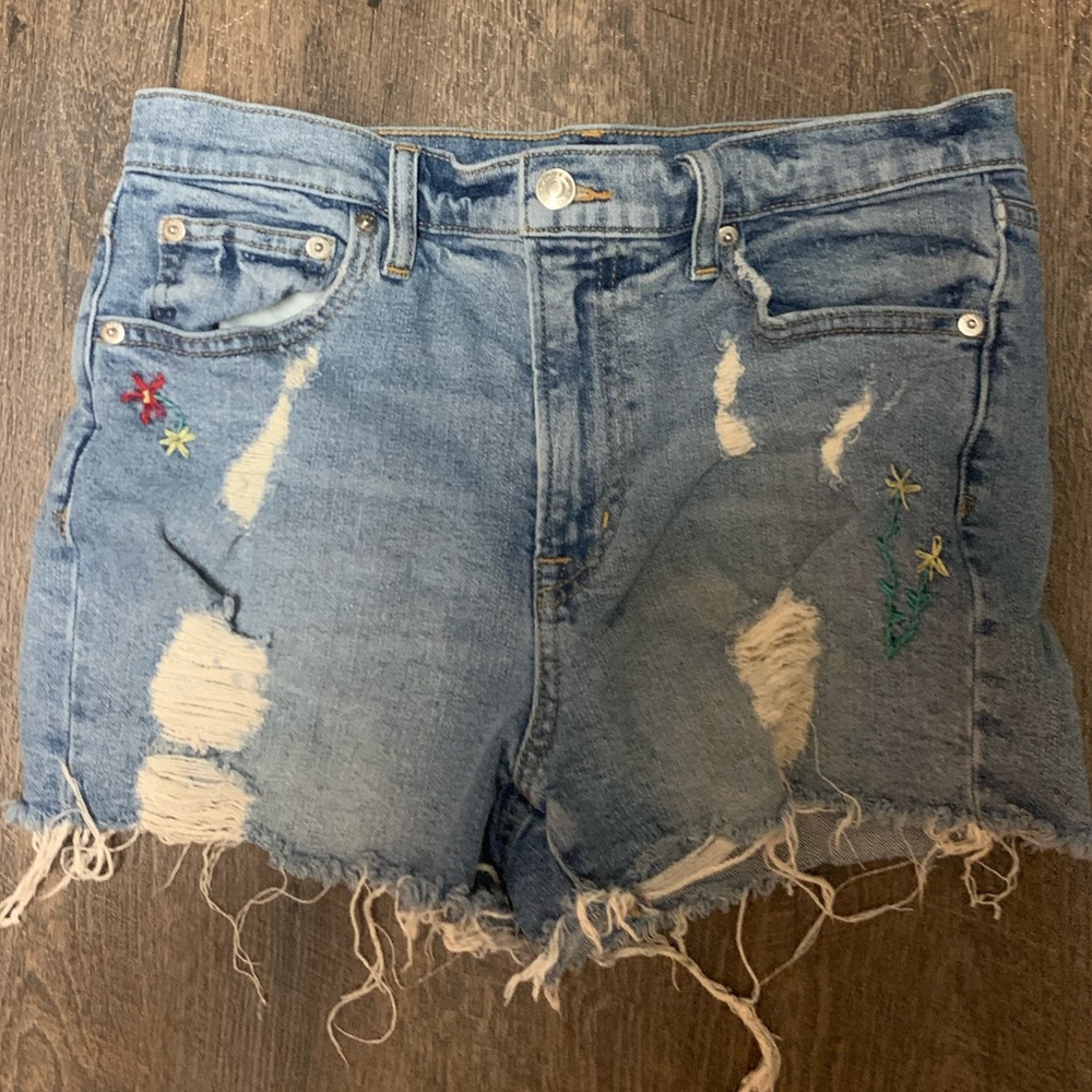 Gap embroidered denim shorts
